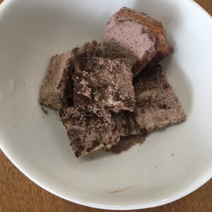 ハーシーチョコレートシロップで♪食パンチョコラスク